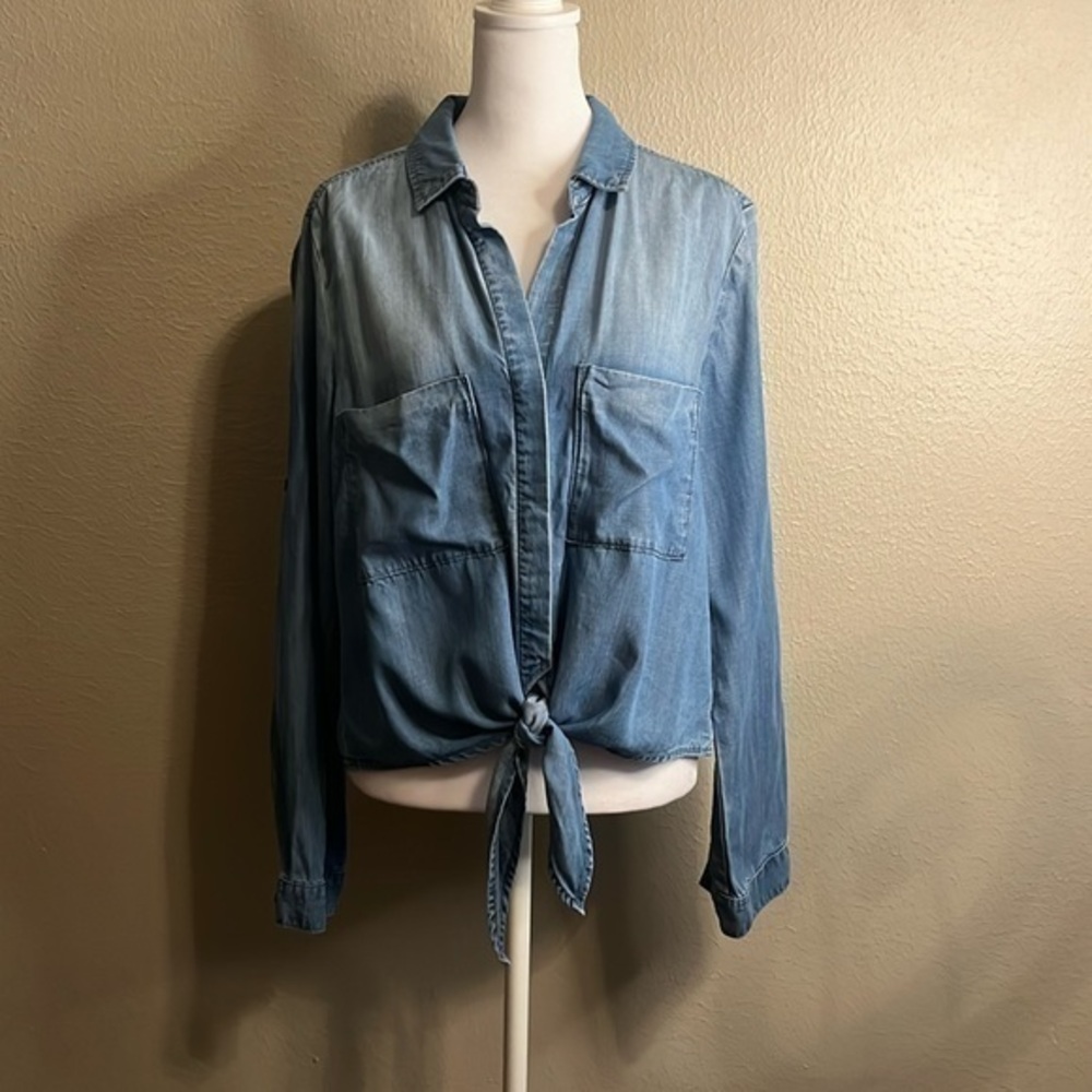 Chelsea & Violet Top Size M